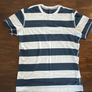 Lululemon Mens Crew Neck Striped T-shirt, navy blue and white